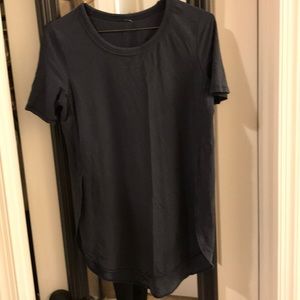 Lululemon short sleeved top